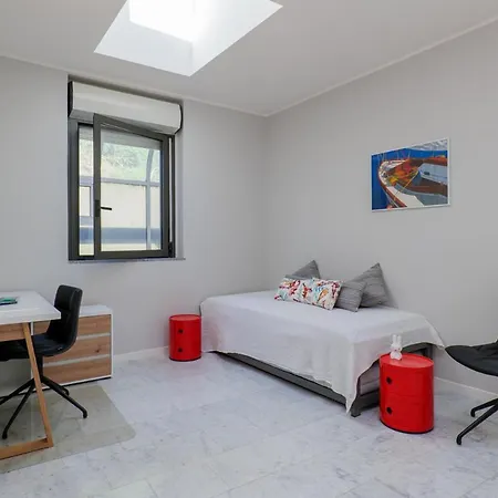 Yachting Apartment
