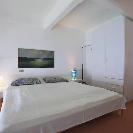Apartment Yachting