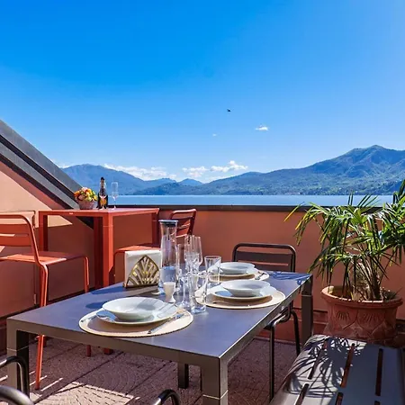 Yachting Apartment Ghiffa