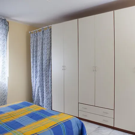 Yachting Apartment Ghiffa